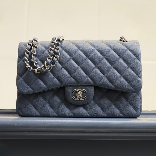 CHANEL 2014-2015 Jumbo Classic Caviar Double Flap