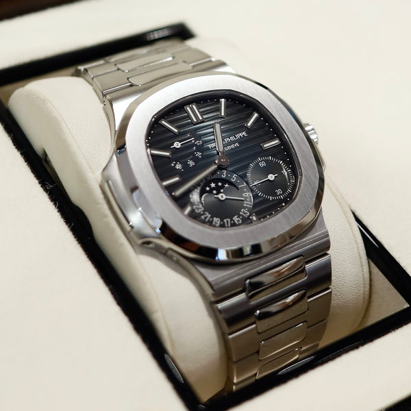 Patek Philippe Nautilus 5712 A