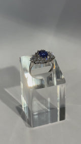 Ring 18KT WEISSGOLD MIT EINEM SAFIR